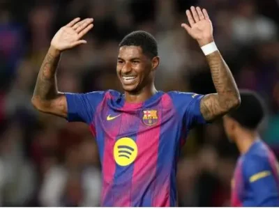 Barca CHÍNH THỨC quyết định mua đứt Marcus Rashford: MU nhất quyết không giảm giá, bất ngờ về mức lương!