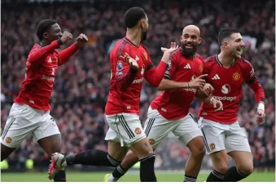 Cựu sao MU tuyên bố gây sốc: 'Quỷ đỏ có thể vô địch Ngoại hạng Anh mùa tới!' 1